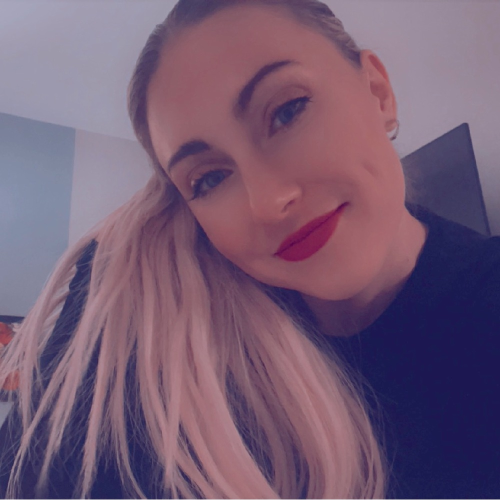 Meet your Posher, Ashley